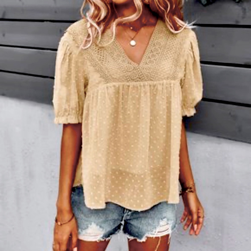 NWT Gaovot Swiss Dot Top